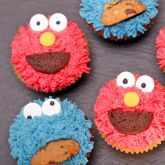 Elmo and Cookie Monster Mega Cupcake Set