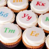 24 Holiday Letters Mini Cupcakes