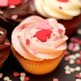 Six Cupcakes for Love