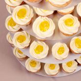 Lemon Cream Wedding Cupcake Set Sample