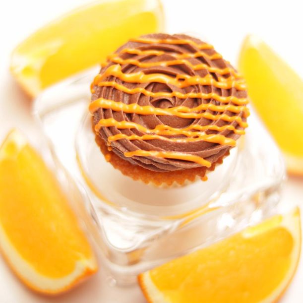 24 Mini Orange & Chocolate Cupcakes