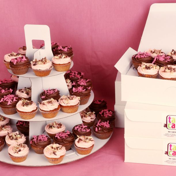 60 Cocoa-raspberry sighs Cupcake Set