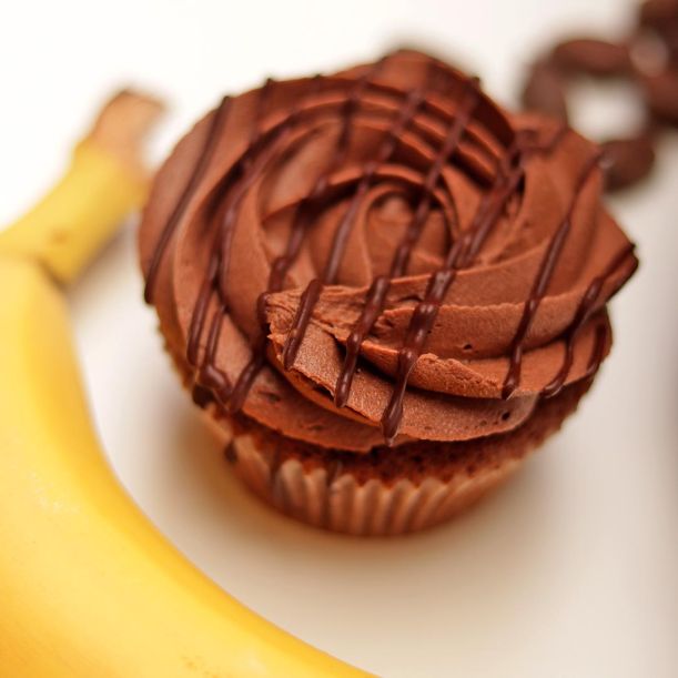 Banana and Chocolate Mousse Cupcake