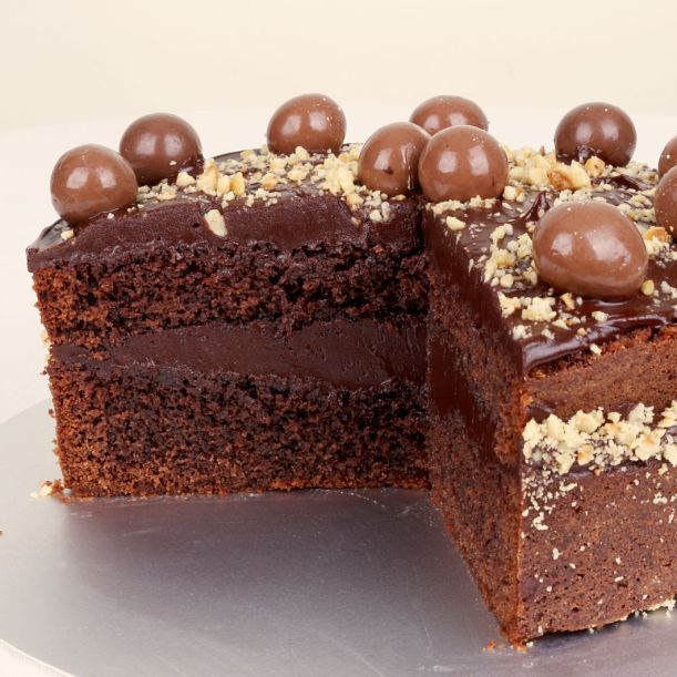 Chocolate and Hazelnuts Wedding Cupcake Set