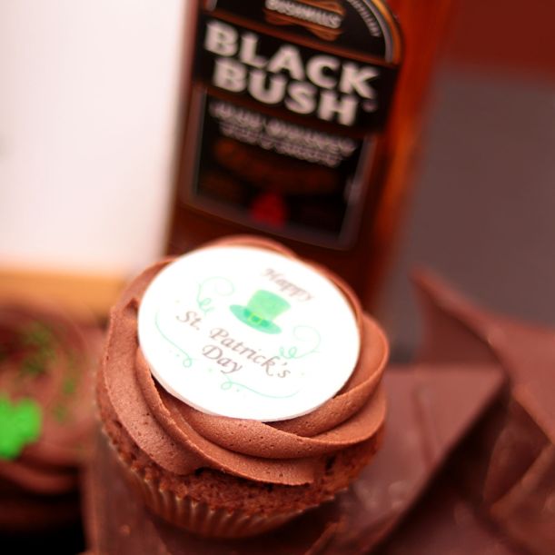 Happy St. Patrick’s Day Cupcake