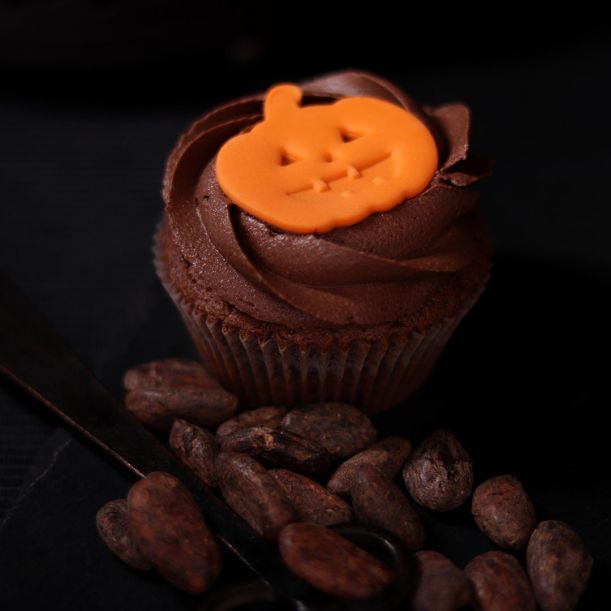 Cocoa Cupcake for Halloween