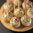 Vanilla and White Chocolate Cake Pops