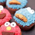 Elmo and Cookie Monster Mega Cupcake Set