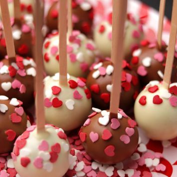 Red Velvet Cake Pops Collection „I Love You!“