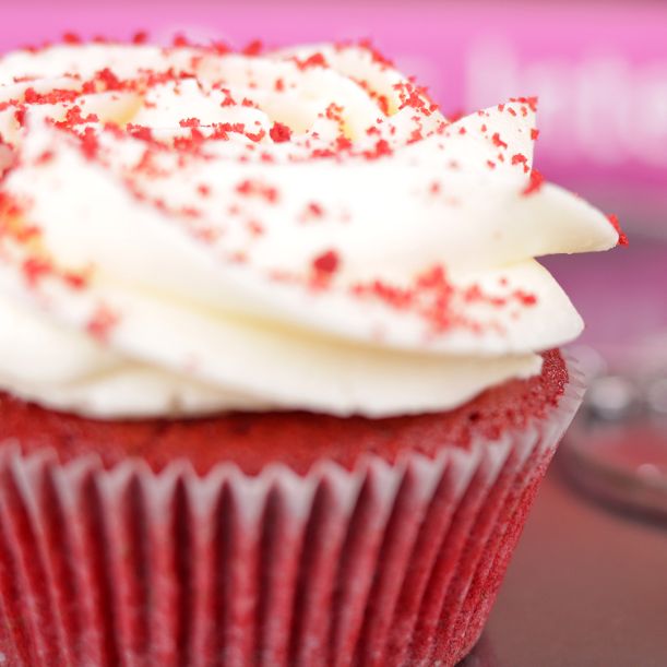 Velvet Dozen Cupcake Set