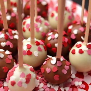 Red Velvet Cake Pops Collection „I Love You!“