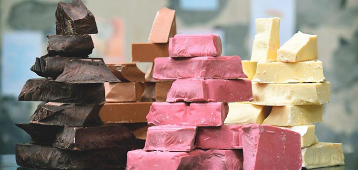 След тъмния, млечния и белия шоколади, четвъртият вид шоколад – Руби – предлага иновативни идеи за ново поколение от нашите сладкарски изделия. 
